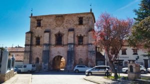 Archivo del Adelantamiento de Castilla, principal puerta de entrada a Covarrubias