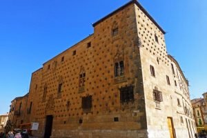 Casa de las Conchas en Salamanca