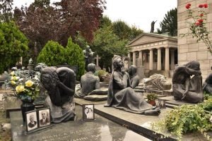 Esculturas funerarias del Cementerio Monumental de Milán