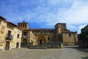 Colegiata de Santa Juliana, una joya del románico en Cantabria