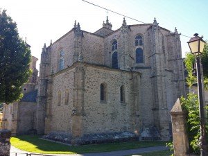 Santa Iglesia Colegiata de Santa María de Cluny o Cluniaco en Villafranca del Bierzo