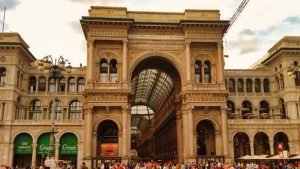 Entrada a la Galería Vittorio Emanuele II de Milán