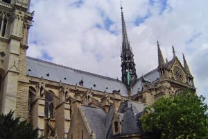 Detalles góticos de la Catedral de Notre Dame