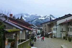 Gruyeres en el corazón de los Alpes suizos