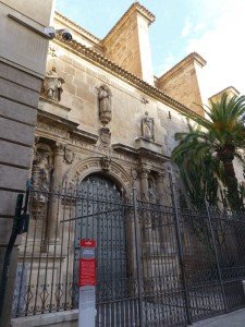 Portada de la Iglesia de San Esteban, edificios religiosos de Murcia