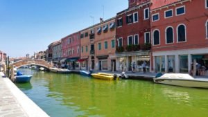 Canal de Murano, una de las islas más visitadas de la Laguna de Venecia