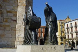 Monumento al Merlú, una de las figuras más emblemáticas de la Semana Santa de Zamora, fiesta de Zamora