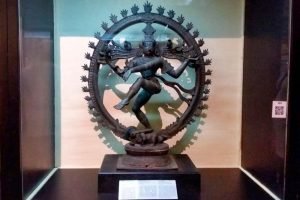 Escultura hinduista en el Museo Nacional de Colombo