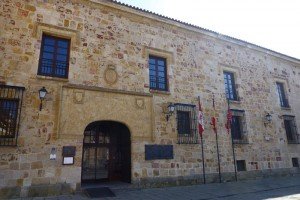 Palacio de los Condes de Alba y Aliste, actual Parador de Turismo de Zamora, edificios civiles de Zamora