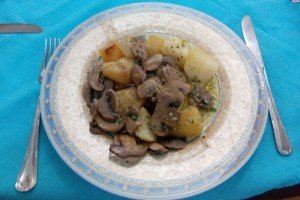Patatas a la Baezana, uno de los platos típicos de la gastronomía de Baeza