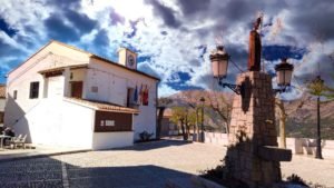 Ayuntamiento de Guadalest en la Plaza de San Gregorio