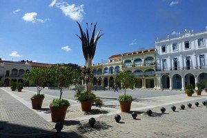 Plaza Vieja de La Habana, la más colorida de la ciudad
