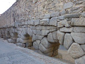 Primeros arcos del Acueducto de Segovia