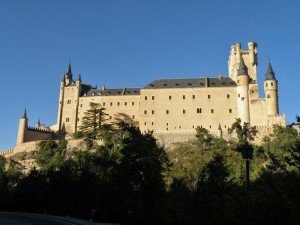 Lateral del Alcázar de Segovia