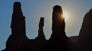 The Three Sister o Las Tres Hermanas de Monument Valley