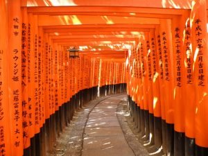 Santuario Fushimi Inari Taisha al sur de Kioto
