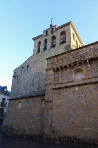 Torre campanario de la Catedral de Jaca