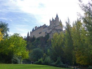 Vistas del Alcázar de Segovia desde el Mirador de la Pradera de San Marcos