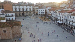 Vistas de la Plaza Mayor de Cáceres desde la Torre Bujaco