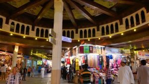Zoco de Mutrah, el lugar ideal para comprar recuerdos y souvenirs de Mascate