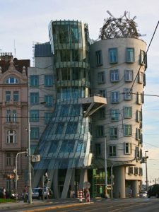 Casa Danzante, uno de los edificios más curiosos de Praga