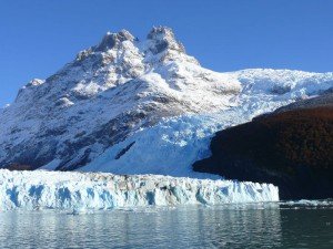 Glaciar Spegazzini, el más alto del Parque Nacional Los Glaciares de Argentina