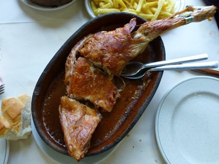 Cordero asado, el plato más típico de la gastronomía de Valladolid