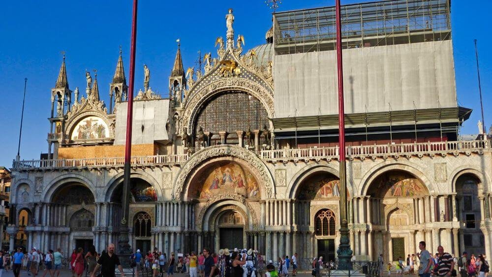 Basílica de San Marcos, en su interior se guarda la imagen del patrón de Venecia