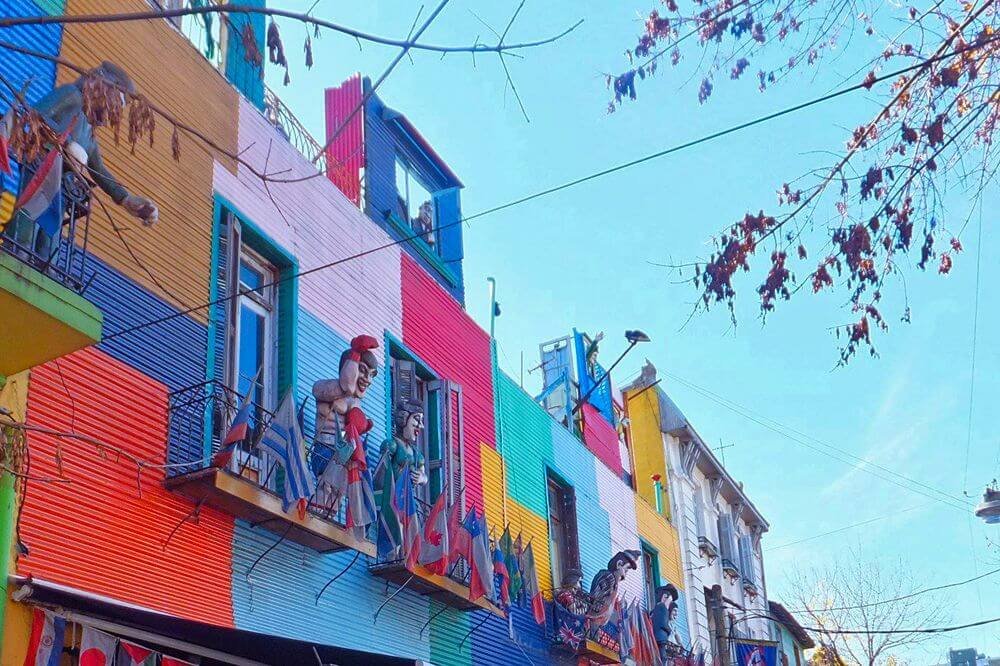Calle Caminito en La Boca, uno de los barrios más pintorescos de Buenos Aires