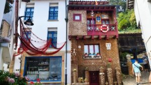 Casa de las Conchas en Tazones