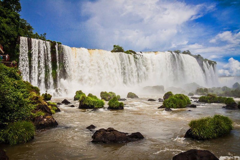 Guía con todo lo que hay que ver y hacer en las Cataratas del Iguazú, información, fotos, rutas, horario, precio y cómo llegar