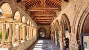 Claustro de la Iglesia de San Juan Bautista