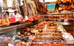 Embutidos y jamones, los reyes de la gastronomía de Salamanca