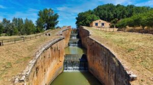 Esclusas cuádruples del Canal de Castilla a su paso por Frómista