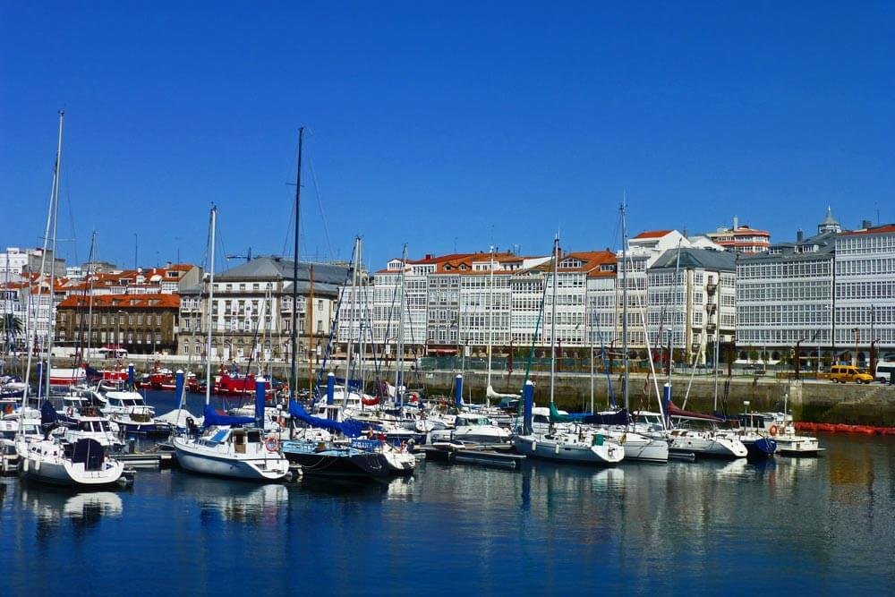 Galerías de La Coruña, conocida como la Ciudad de Cristal