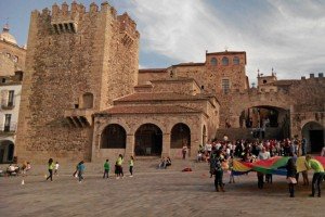 Guía turística con toda la información necesaria para visitar Cáceres