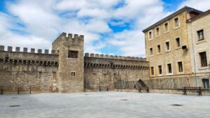 Muralla de Vitoria, legado del pasado medieval