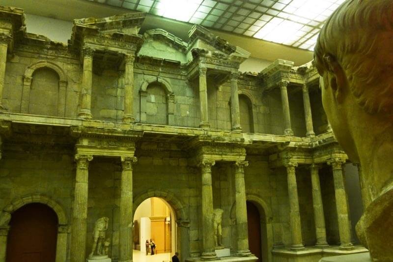 Puerta del mercado romano de Mileto en el Museo de Pérgamo de Berlín