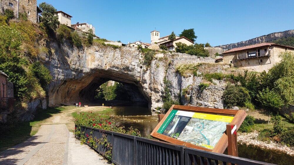 Qué ver en Puentedey, uno de los pueblos más bonitos de Burgos