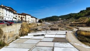 Salinas de Añana, un pueblo ligado a la sal desde hace milenios