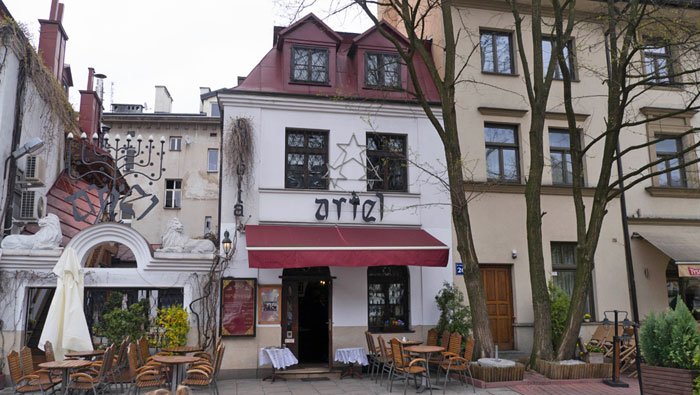 Restaurante tradicional judío en el barrio Kazimierz de Cracovia