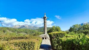 Cruz del Rollo de Mombeltrán